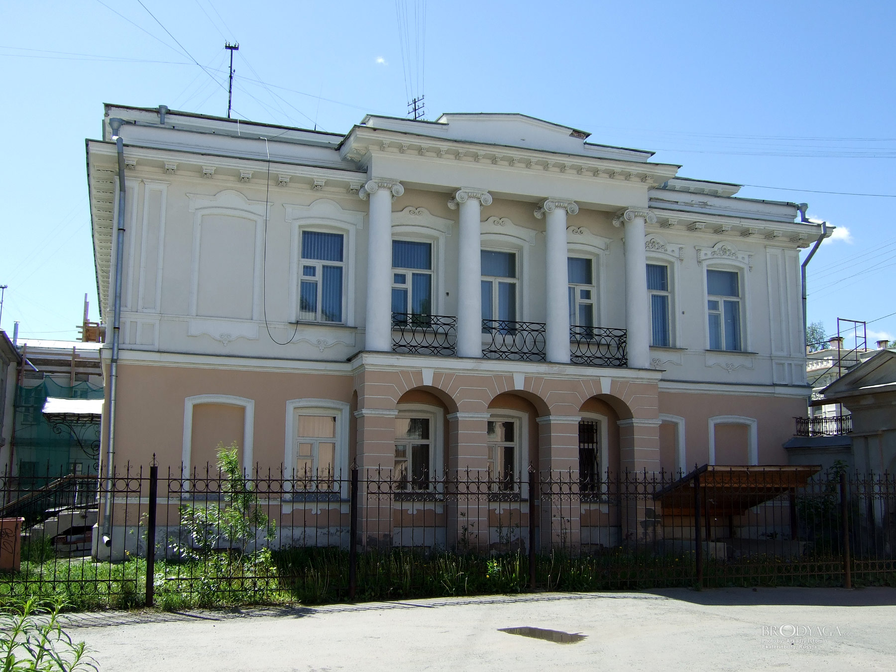 Усадьба Ошуркова, Чапаева 3, Екатеринбург (Ekaterinburg)